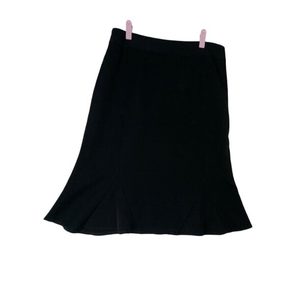 Black Pencil Skirt With Flared‎ Hem Size 12 office Work classic cute basic sexy - Picture 3 of 7